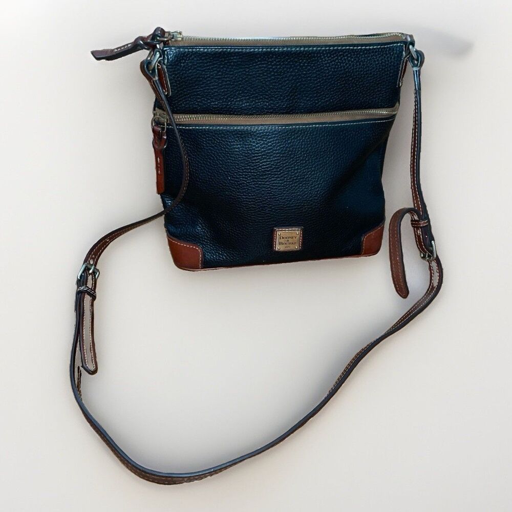 Dooney & Bourke Black Tan Pebbled Leather Crossbody Bag R264